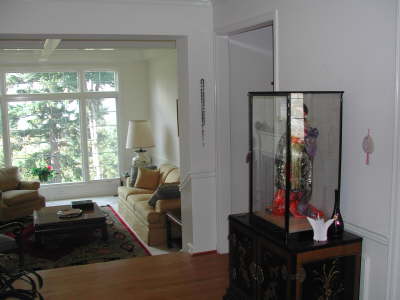 Enterance to living room